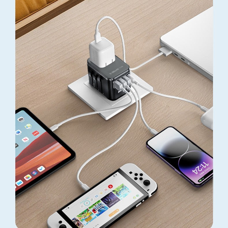 Universal Adapter – Compact Global Socket Charger
